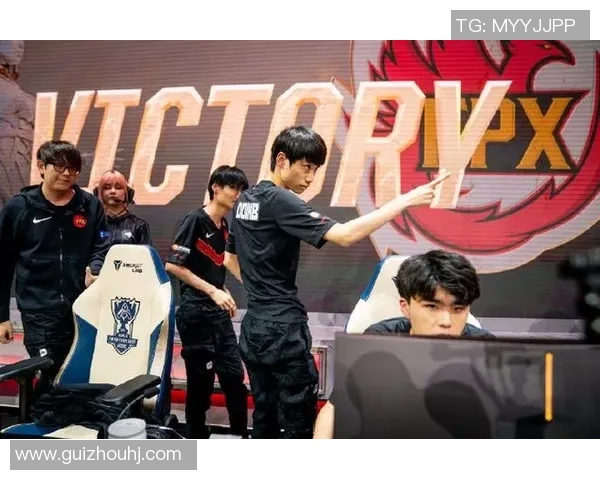 和平精英焦点：深入分析FPX战队的战术灵活性与应变能力