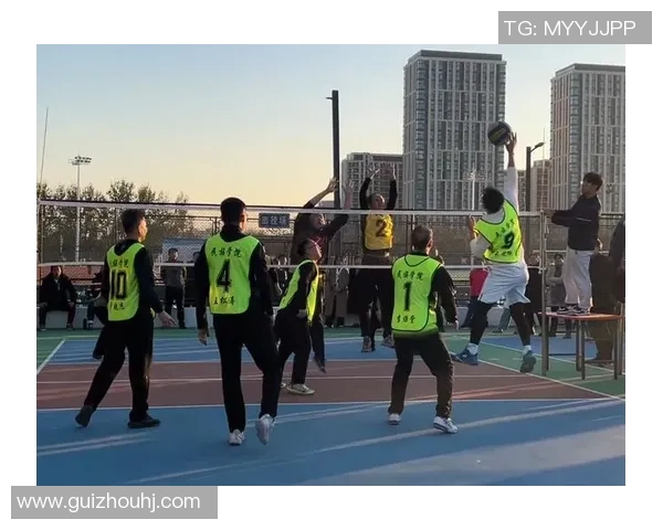 重庆排球队的耐力之道:排球巨献背后的坚持与拼搏 重庆排球队的耐力之道:排球巨献背后的坚持与拼搏