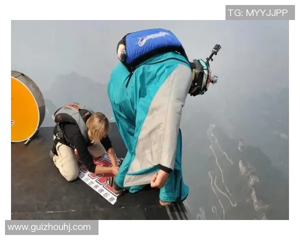 重庆极限运动队在世界攀岩锦标赛中的拼搏与荣耀之路