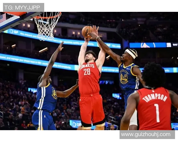 火箭队与勇士队G2激战回顾：精彩瞬间与战术分析