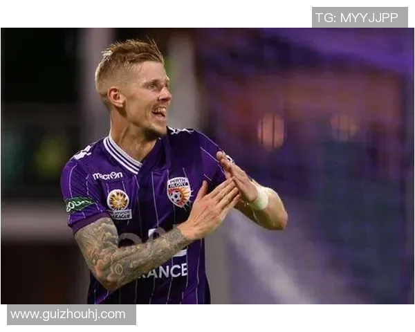 珀斯光荣与悉尼激战正酣赛果揭晓精彩瞬间回顾与分析 珀斯光荣与悉尼激战正酣赛果揭晓精彩瞬间回顾与分析