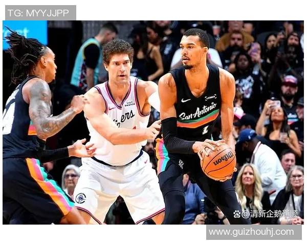 马刺与快船G4激战正酣谁能在季后赛中逆袭晋级决赛圈 马刺与快船G4激战正酣谁能在季后赛中逆袭晋级决赛圈