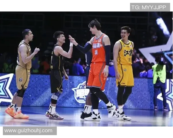 2016年CBA季后赛上海队对阵广厦队精彩回顾与赛后分析